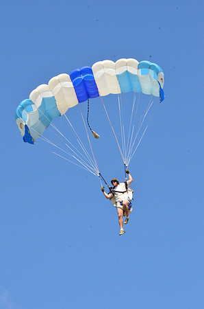 111022-JBR-390